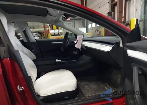 2021 Tesla Model 3 Long Range Dual Motor All-Wheel Drive z USA, uszkodzony, nr VIN 5YJ3E1EB1MF990341